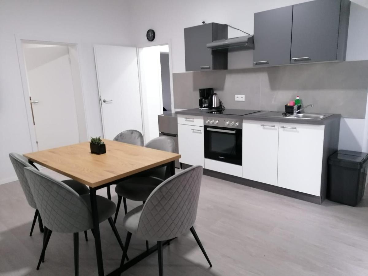 Estrella24 Living Rooms Tokio Herne Exterior foto
