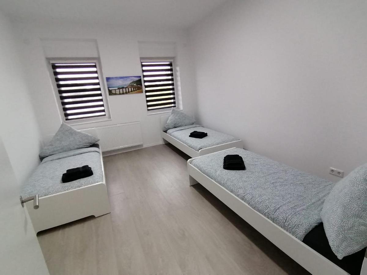 Estrella24 Living Rooms Tokio Herne Exterior foto